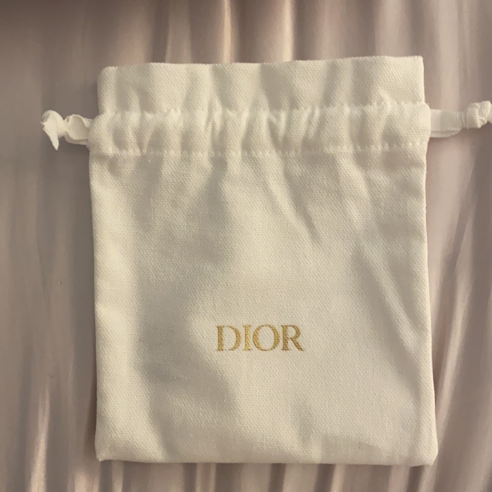 DIOR Box and Pouch - Picture 3 of 3